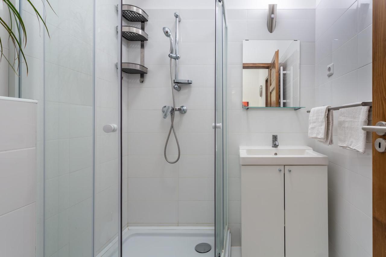 Central Avenue Apartment Budapest Eksteriør billede