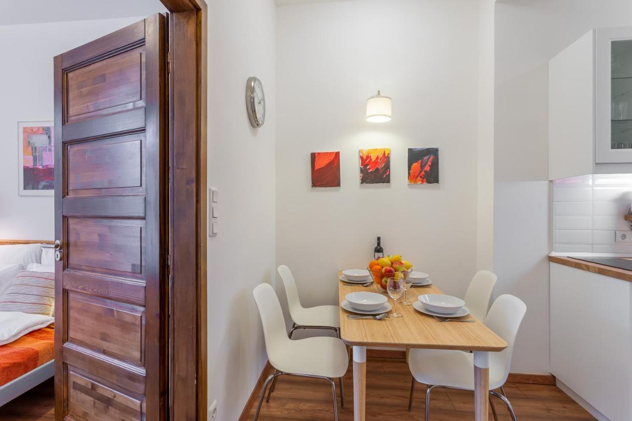 Central Avenue Apartment Budapest Eksteriør billede